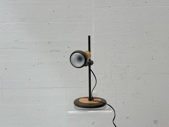 Image 1 of Lampe de table composée d'éléments en métal et en bois, années 1970
