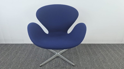 Fritz Hansen Swan Chair