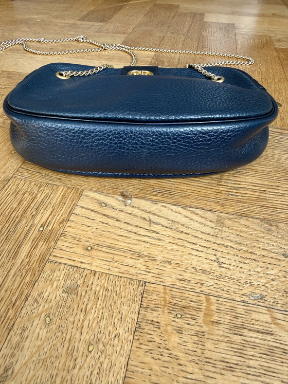 Vintage Christian Dior Schoudertas van Marineblauw Leer en Gouden Ketting – Schoudertassen, Calfskin (photo 6 of 11)