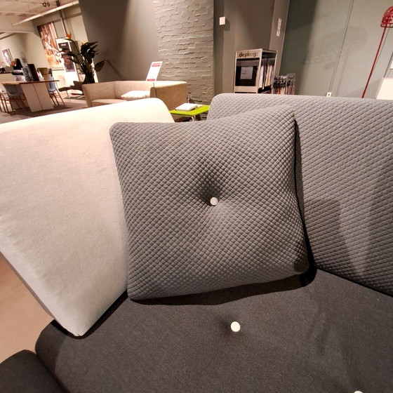 Image 1 of Sofá esquinero Cloak Lake