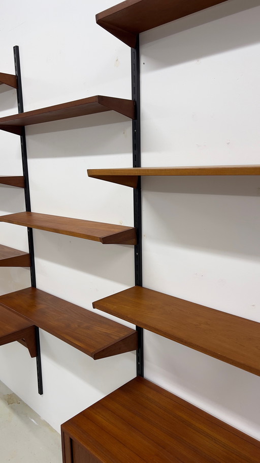 Kai Kristiansen Teak rekken van FM Møbler