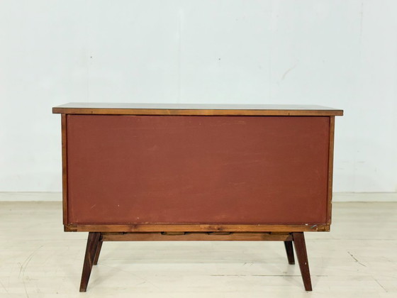 Image 1 of Commode uit het midden van de 20e eeuw / Woonkamerkast / Dressoir uit de jaren 60