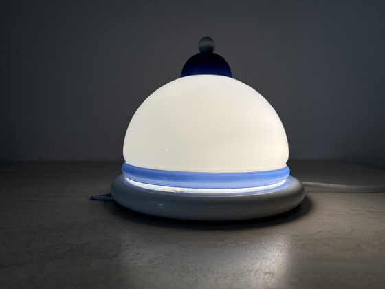 Image 1 of Applique vintage in vetro bianco e blu, anni '70