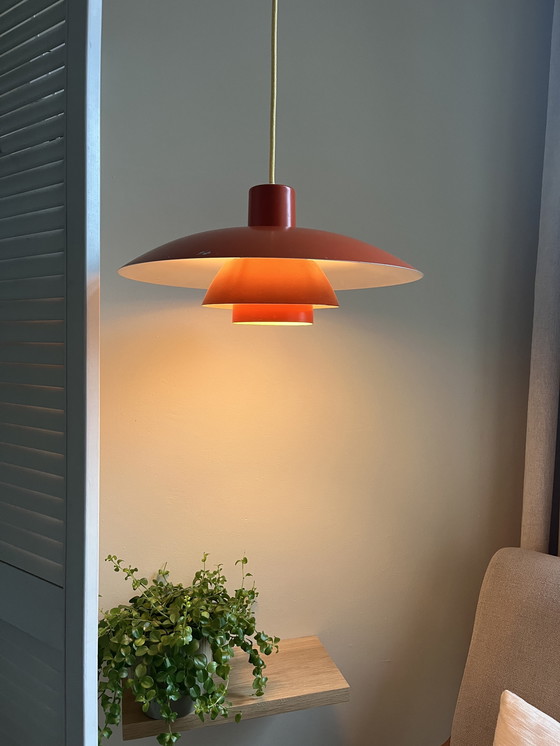 Image 1 of Vintage Louis Poulsen PH4/3 - PH4 lamp - Poul Henningsen - met levenservaring