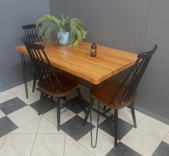 Image 1 of Danish dining table with hairpin legs