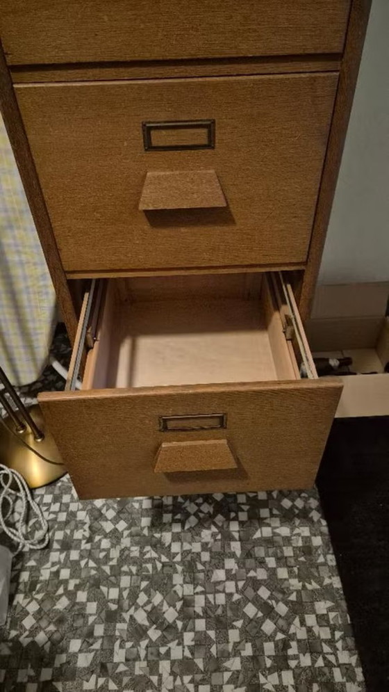 Image 1 of Aktenschrank aus Holz der Marke Eeka