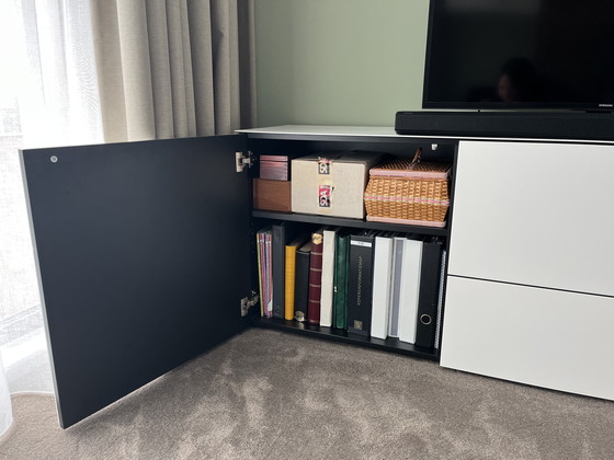 Image 1 of Movani Anrichte