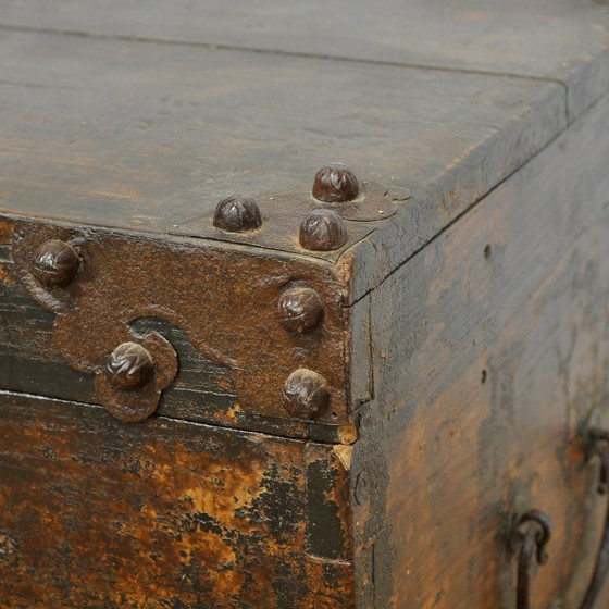 Antico baule in legno giapponese, circa 1890 – Armadi contenitori, Iron, Wood (photo 7 of 17)
