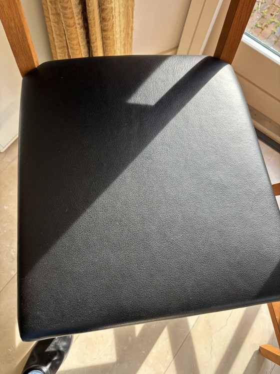 Image 1 of Twee barkrukken Jan des Bouvrie 