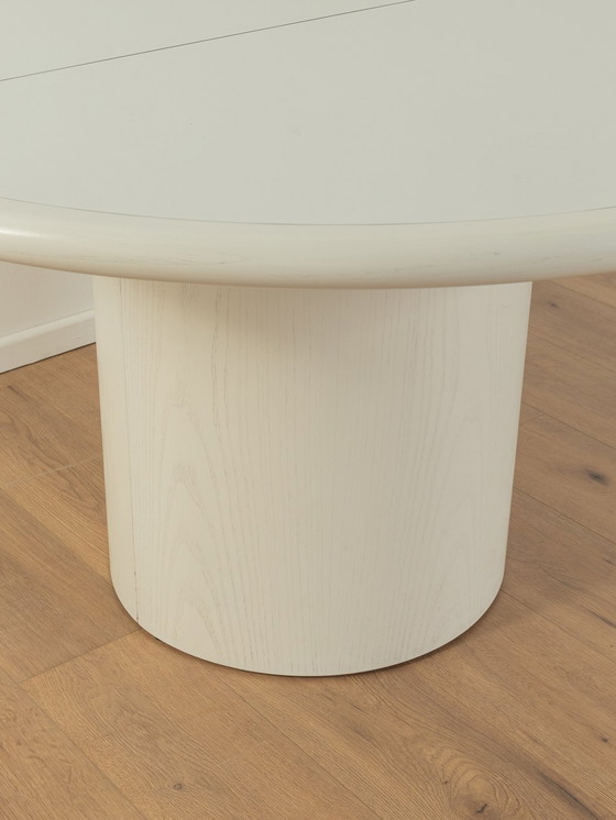 Image 1 of Tavolo da pranzo rotondo estensibile postmoderno