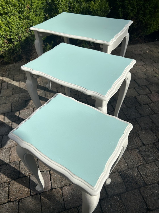 3-Piece Set of Side Tables in Top Condition – Wood (photo 9 of 10)