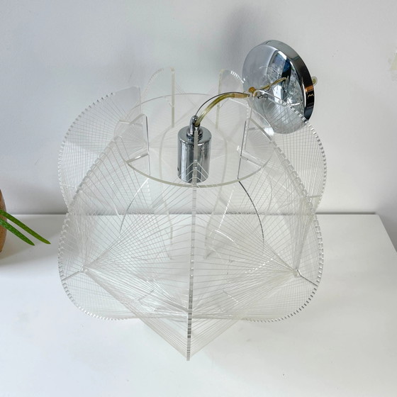 Lampada a Sospensione Geometrica in Acrilico e Nylon - Lampadario di Design – Illuminazione, Retro (photo 8 of 12)
