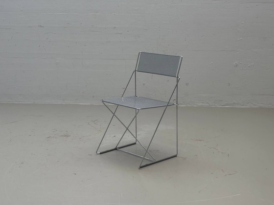 X-Line stoelen van Niels Jørgen Haugesen, jaren 70 – Kuipstoelen, Metal (photo 10 of 14)