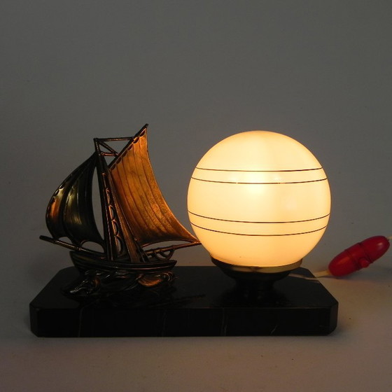 Art Deco desk lamp with sailboat and globe on marble base, 1930s – Table lamps, Metal, Vintage (photo 13 of 15)