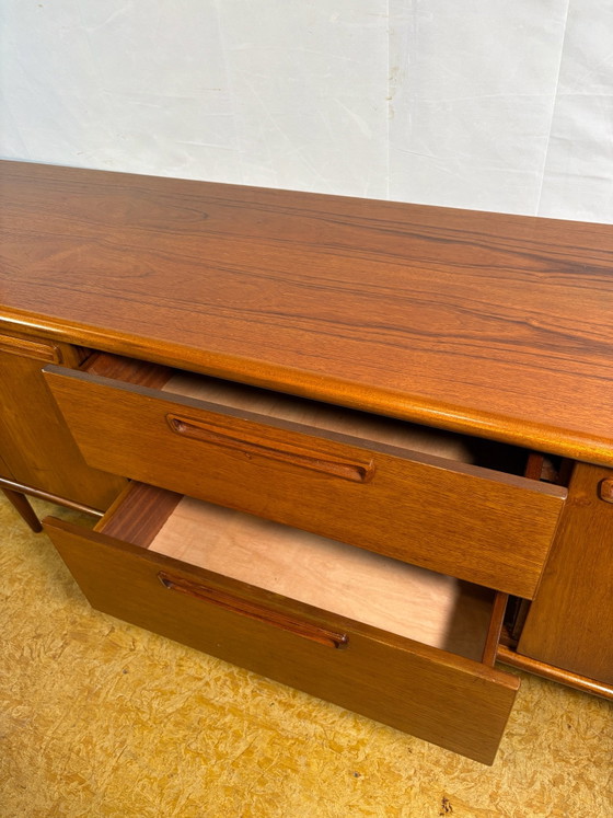 Vintage Meredew Teak Sideboard | 1960s | Mid-Century British Design
A beautifully elegant – Wood (photo 4 of 9)