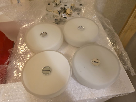 Image 1 of Botón mini Flos