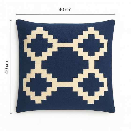 Image 1 of Funda de cojín de lana egipcia hecha a mano “Senon” – 40×40 cm – Azul y crema – Con cremallera – No incluye cojín interior