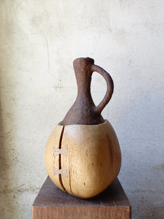 Image 1 of Vase/sculpture in carved solid oak