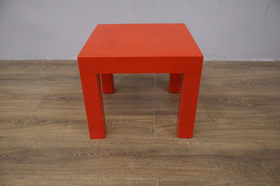 Image 1 of Vintage Kunststof Lak Tafeltje