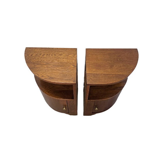 Image 1 of Franse Art Deco eiken kwart ronde nachtkastjes, jaren 20/30
