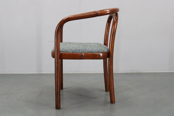 Image 1 of Sedia laterale restaurata in legno di faggio Antonin Suman degli anni '70 di Ton, Cecoslovacchia