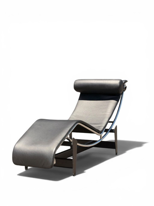 Authentic Cassina LC4 Chaise Longue by Le Corbusier - Black Leather (Serial N°114715)
