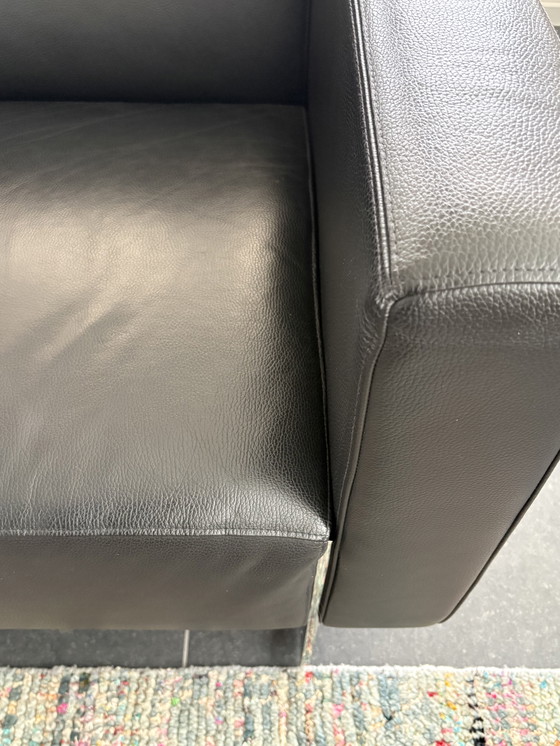 Image 1 of Artifort Mare, 2.5-seater sofa in black leather.