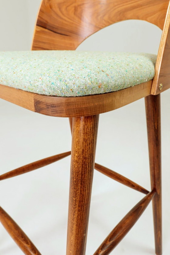 Image 1 of Skandinavischer Barhocker Apfelgrün Granola Palisander Brasil