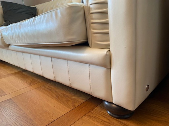 Divano in pelle color ecru Natuzzi – Divani 3 posti, Leather, Wood (photo 4 of 5)