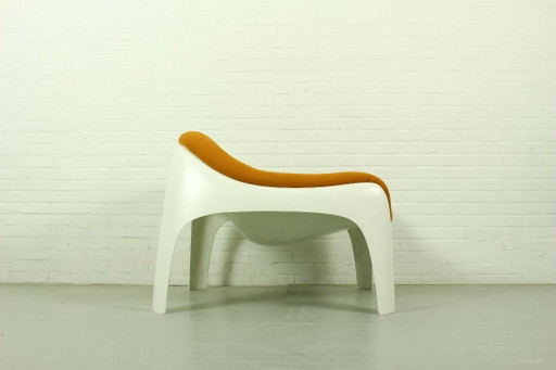 Rare Space Age Fiberglass Lounge Chair by Sergio Mazza for Artemide