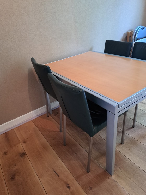 Image 1 of Extendable dining table