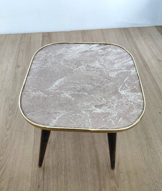 Image 1 of Mesa auxiliar de los años cincuenta