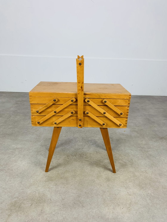 Image 1 of Travailleuse Vintage Pieds Compas, Bois, Années 60