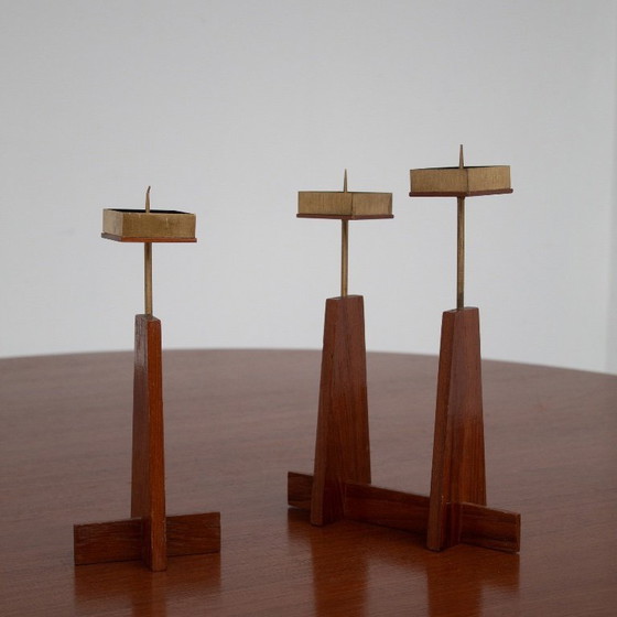 Image 1 of Skandinavische Kerzenhalter aus Teak und Messing, Mid-Century Design