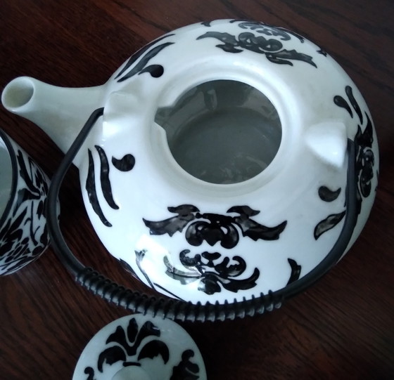 Image 1 of Juego de té blanco y negro, estilo asiático, porcelana.