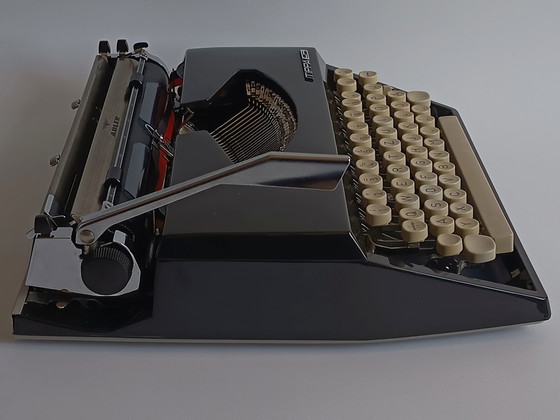 Image 1 of Machine à écrire Adler Tippa S restaurée (1971) QWERTZ