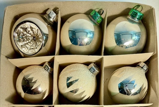 Image 1 of 12x zilveren glazen vintage kerstballen 
