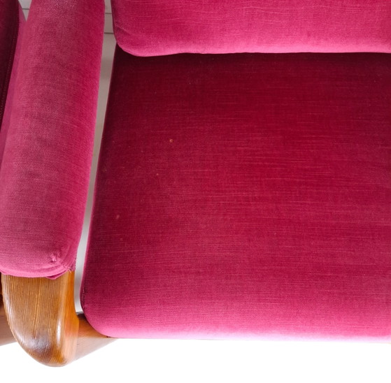 Image 1 of 2 poltrone vintage di design danese anni '70 in legno e velluto rosa
