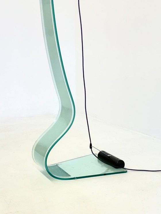 Image 1 of Lampada da terra dal design vintage di Sothis con base in vetro e paralume in vetro bianco