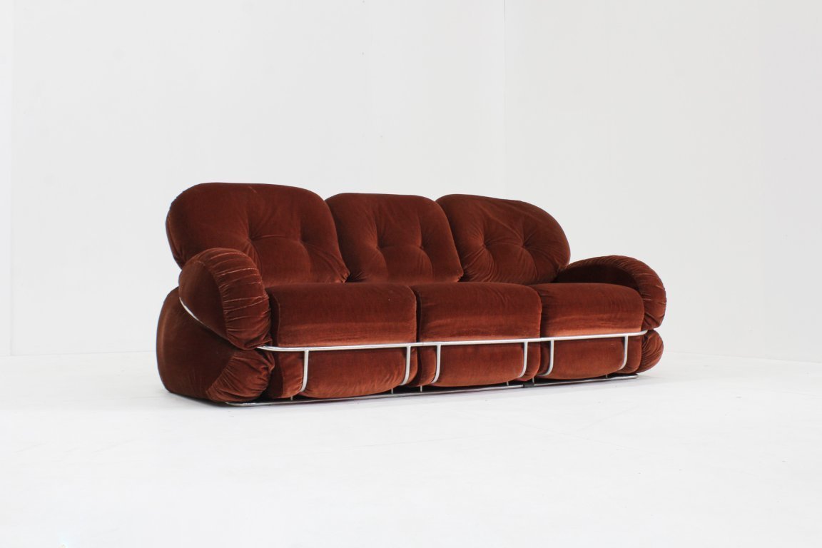 Vintage Okay sofa by Adriano Piazzesi, Italy 1970s | €3,250 | Whoppah