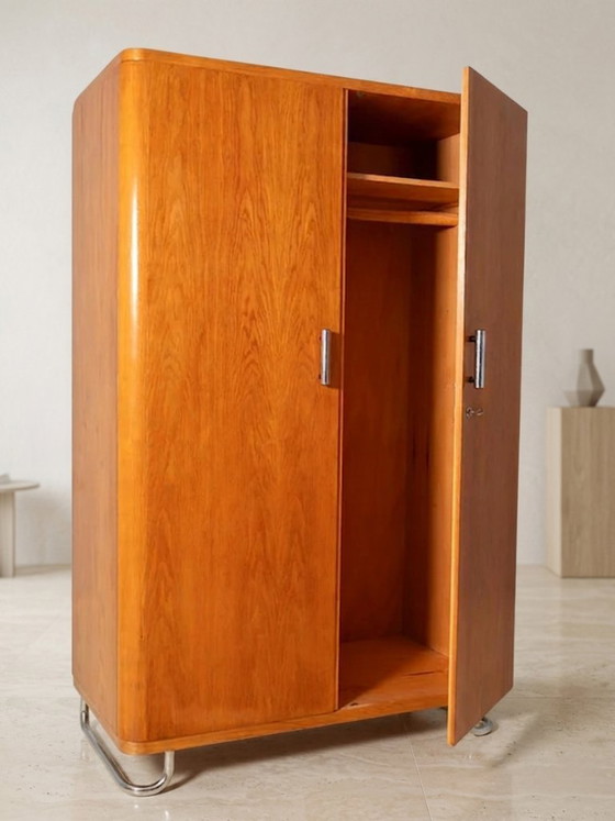 Image 1 of Funktionalistischer Kleiderschrank von Vichr & spol., Kleiderschrank im Bauhaus-Stil, Tschechoslowakei der 1930er Jahre