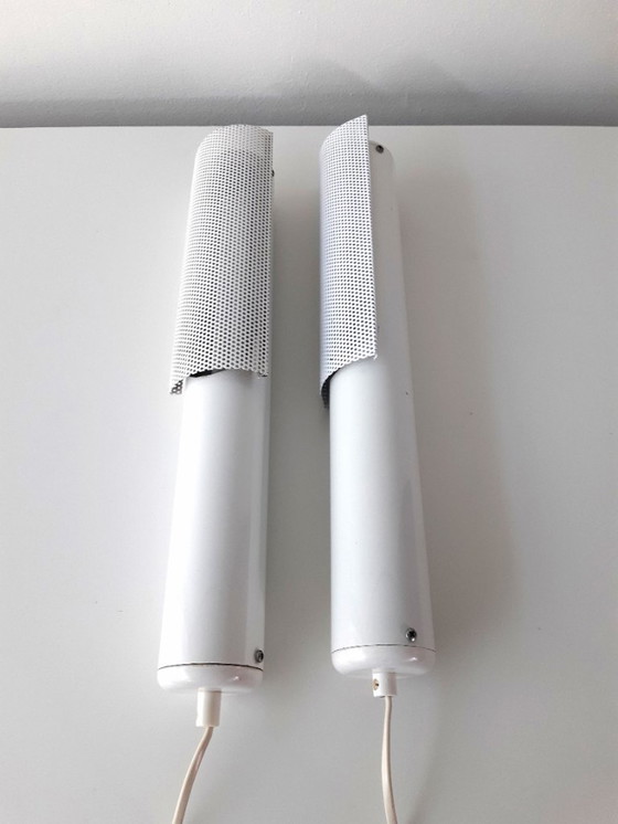 Image 1 of 1 de 2 apliques WOJA perforados de metal blanco de los años 80; ¡hay 2 disponibles!