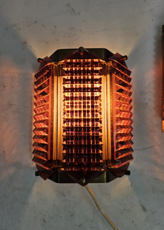 Image 1 of Conjunto de lámparas de pared de Dinamarca, de cristal, ámbar y latón.