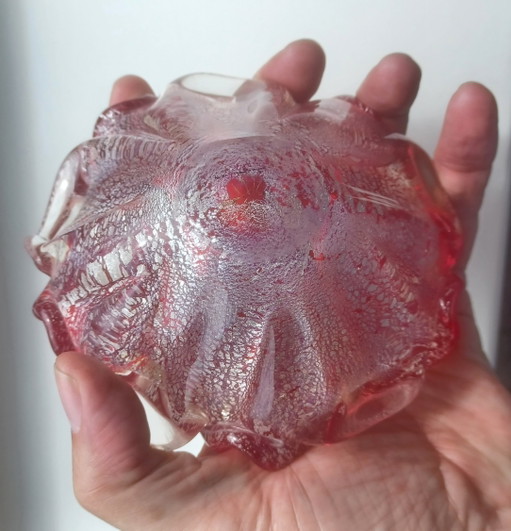 Ciotola in vetro rosso rubino, arte del vetro di Murano, anni '60