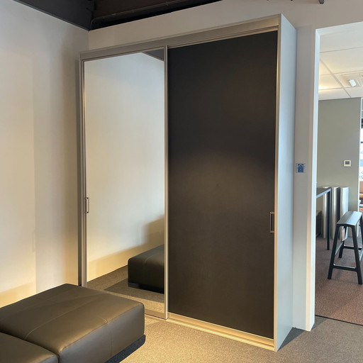 Noteborn Nano Plus kledingkast