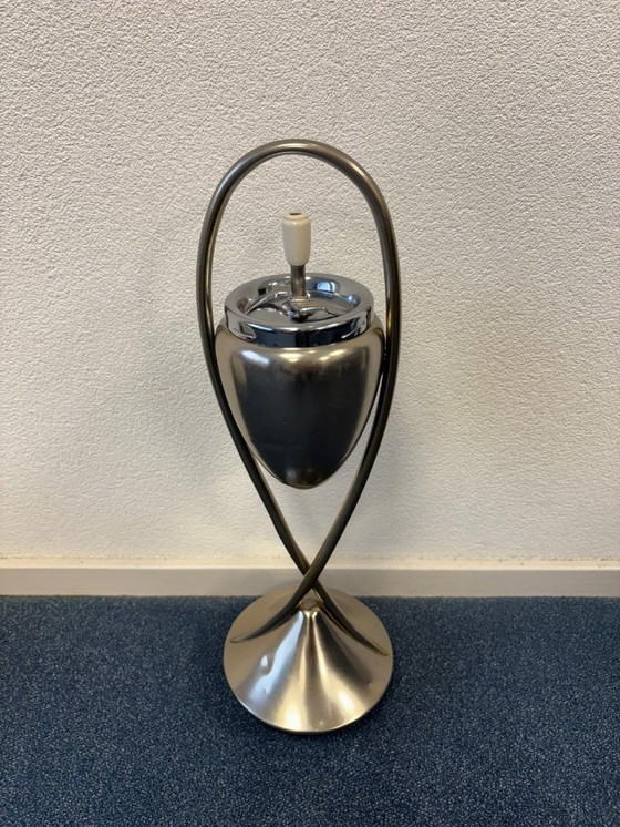 Image 1 of Vintage Metawa asbak op veervoet