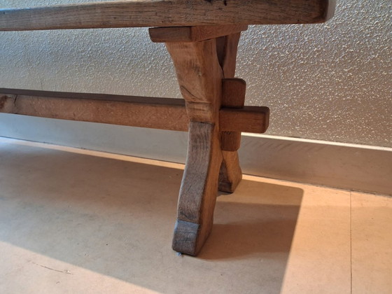 Image 1 of Große französische brutalistische Bank aus massiver Eiche, 1960er Jahre. - Braun - Holz - Bänke - Gebraucht - 170x35x45 (LxBxH)