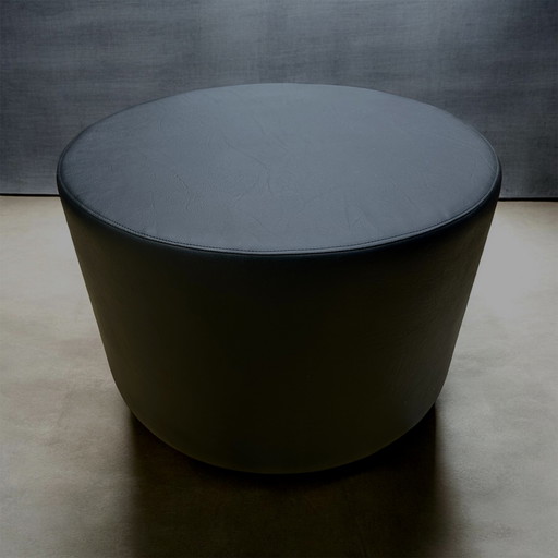 (Nuovo) Pouf nero fatto a mano (effetto pelle)