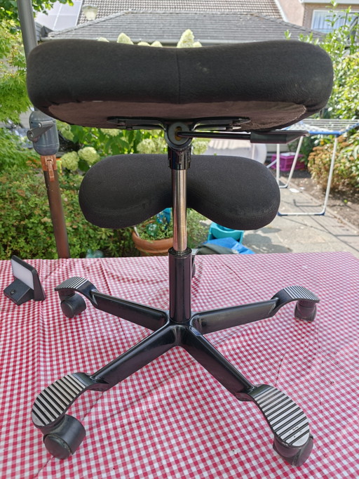 HAG Balans Vital Kniestuhl – schwarz, höhenverstellbar – verstelbare relaxstoel, Cotton, Metal (photo 2 of 5)