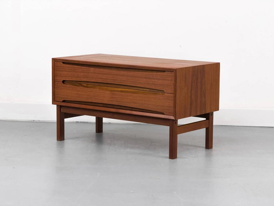 Teak Lowboard mit Schubladen, 1960er Jahre – Kommoden, Mid Century Modern (photo 6 of 15)